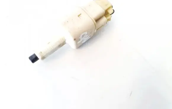 Brake pedal sensor switch