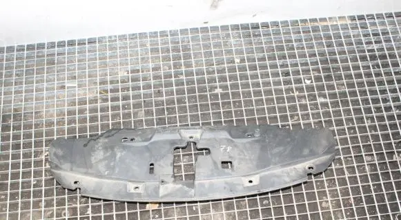 Lexus LS 430 Radiator trim 