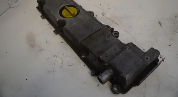 Saab 9-5 Rocker cam cover 90528787 0073485