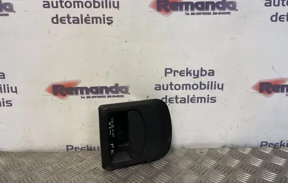 Iveco Daily 30.8 - 9 Front door exterior handle