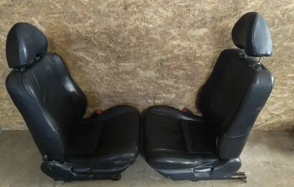 Seat set