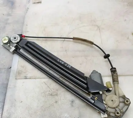 BMW 5 E39 Rear door window regulator with motor 9030143 8252429