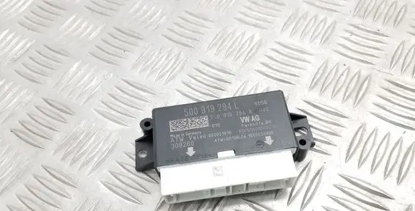 Volkswagen PASSAT B8 Parking PDC control unit/module 5Q0919294L 5Q0919294A