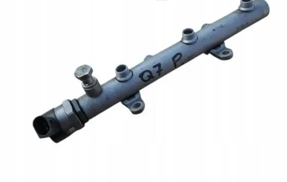 Audi Q7 4L Fuel main line pipe