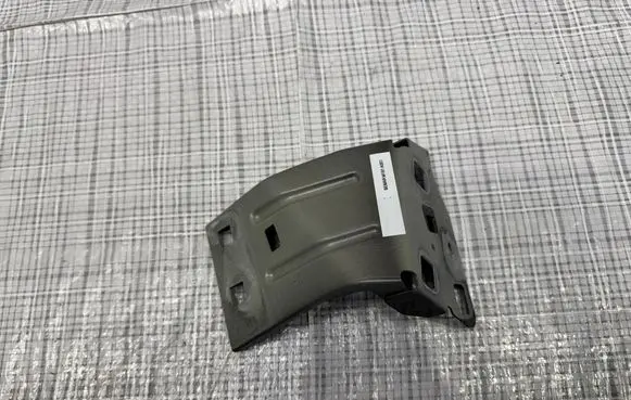 Maserati Levante Fender mounting bracket A430