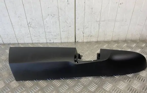Mercedes-Benz Vito Viano W447 Rear bumper corner part panel trim 18588715