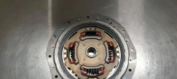 Clutch pressure plate