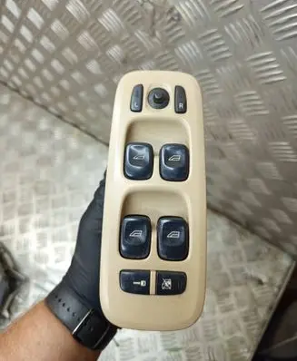 Volvo S60 Electric window control switch 09193383