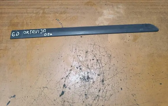Skoda Octavia Mk1 (1U) Rear door trim (molding) 1U4853754A
