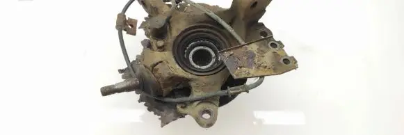 Subaru Forester SF Front wheel hub 27540AC020