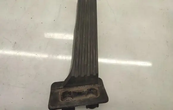 Lexus GS 250 350 300H 450H Accelerator throttle pedal