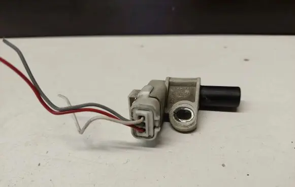 Camshaft position sensor