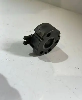 Volkswagen PASSAT B6 Fuel pump gear (pulley) 03L130238