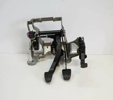 Clutch pedal