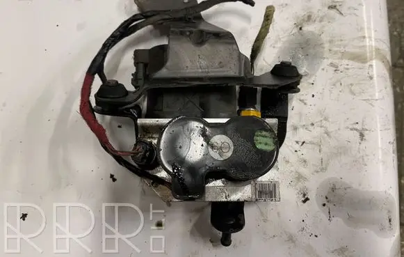 Mercedes-Benz S W221 Air suspension compressor ABC