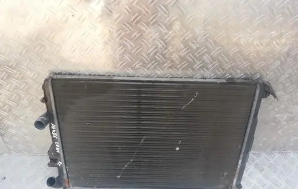Renault Scenic I Coolant radiator 868404r 8200062690