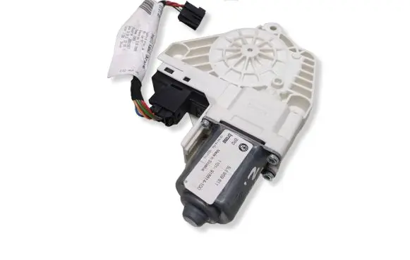 Skoda Yeti (5L) Rear door window regulator motor 5L0959811 3T0971387