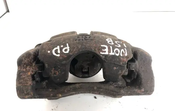 Nissan Note (E11) Front brake caliper