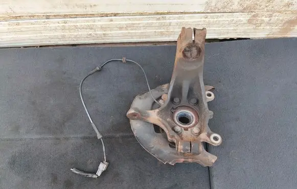 Nissan Qashqai Front wheel hub