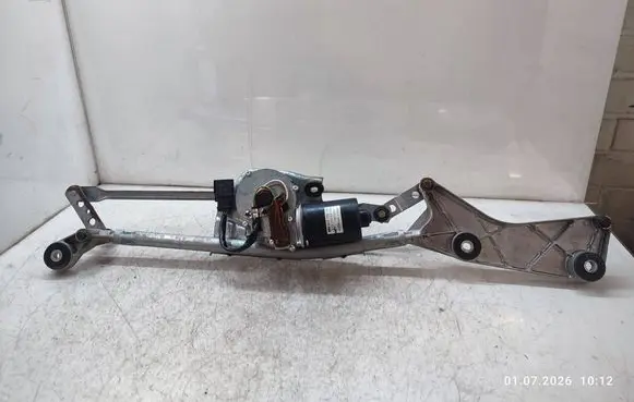 Mercedes-Benz ML W164 Front wiper linkage and motor A1648201240