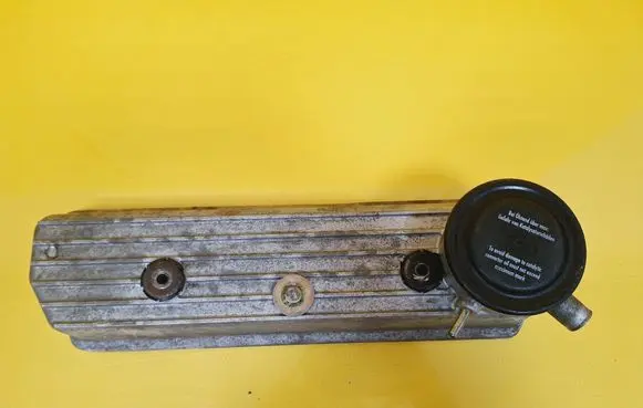 Skoda Fabia Mk1 (6Y) Rocker cam cover 047103475D