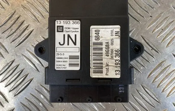 Opel Vectra C Door control unit/module 13193366 360572197 5WK46003