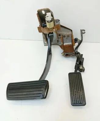 Honda Legend Pedal assembly 