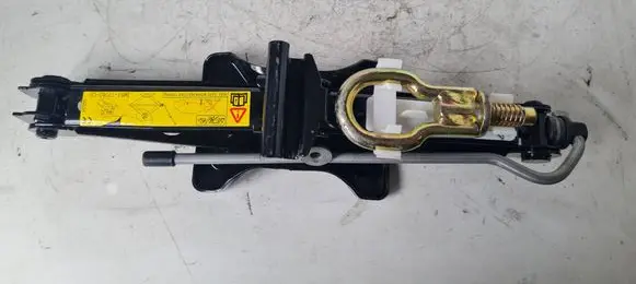 Ford Focus Lift Jack 1S7117K759AB D3L5A