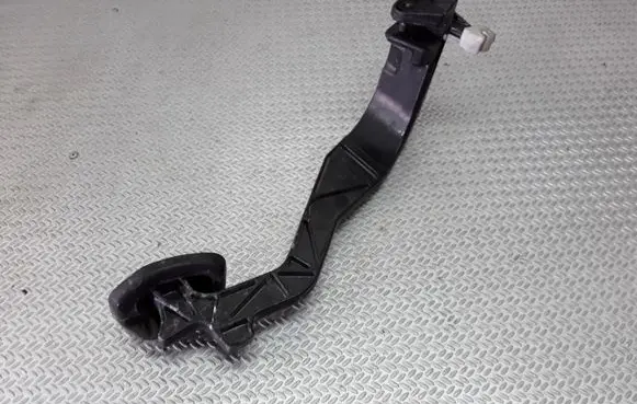 Clutch pedal