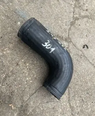 Volvo S60 Intercooler hose/pipe