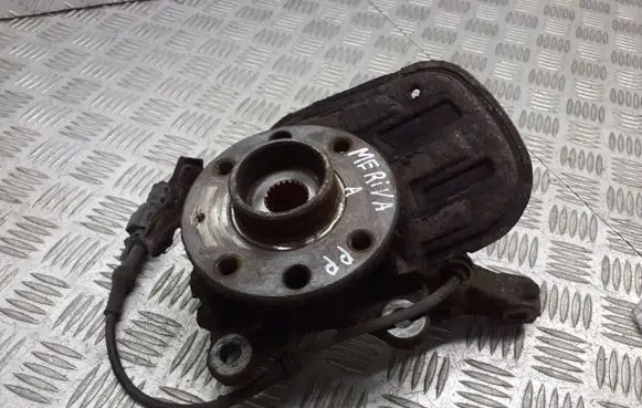 Opel Meriva A Front wheel hub spindle knuckle