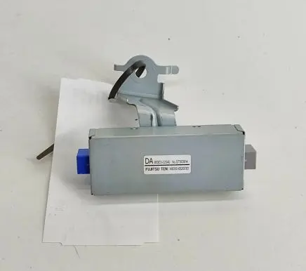 Toyota Corolla E210 E21 Aerial antenna amplifier 863C002040
