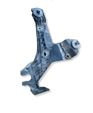 Volvo V70 Air filter cleaner box bracket assembly 30636575