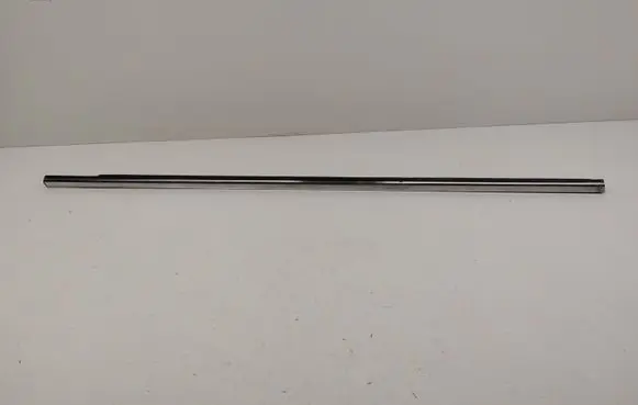 Renault Latitude (L70) Front door glass trim molding 