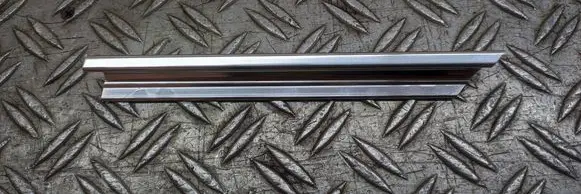 BMW 7 F01 F02 F03 F04 Loading door glass trim molding 
