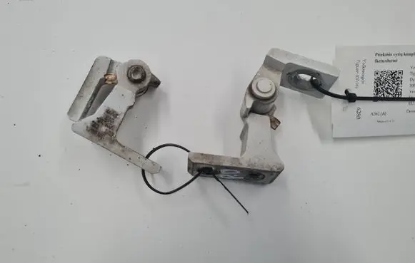 Front door hinge set