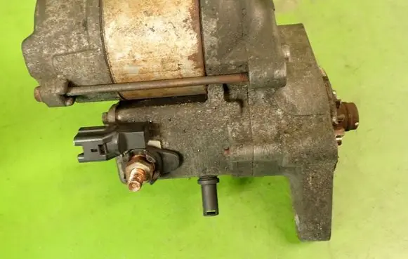Toyota Avensis T250 Starter motor 0445010146