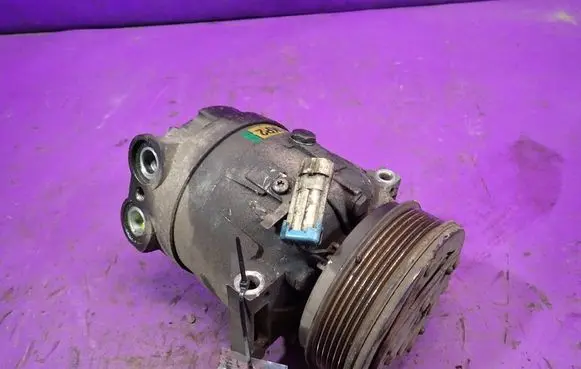 Opel Vectra C Air conditioning (A/C) compressor (pump) 13197197