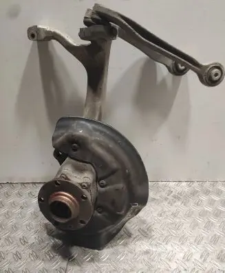 Audi A6 S6 C6 4F Front wheel hub