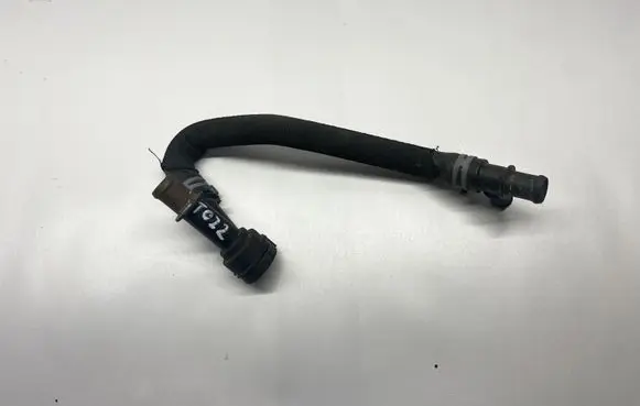 Audi A8 S8 D4 4H Engine coolant pipe/hose 4H0819373 4H0819373L