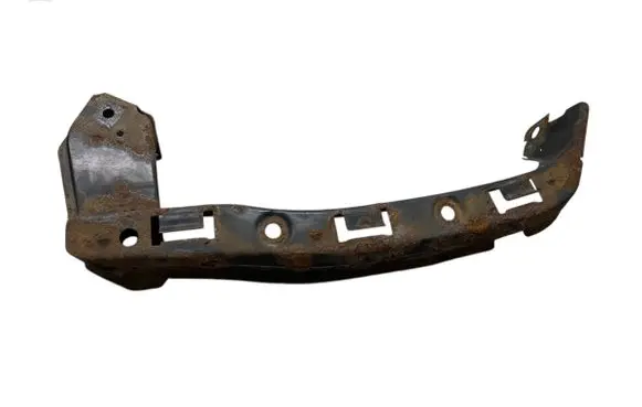 Honda CR-V Front bumper mounting bracket