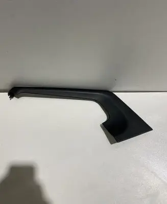 Other center console (tunnel) element