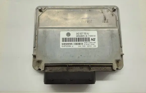 Volkswagen Touareg I Transfer box differential control unit 0AD927755AJ 5WP22084 H16S0100