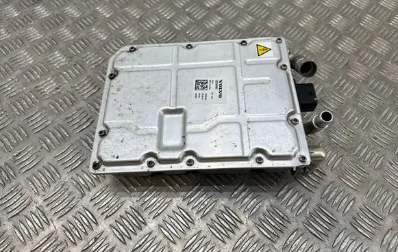 Volvo XC40 Voltage converter inverter 32290490