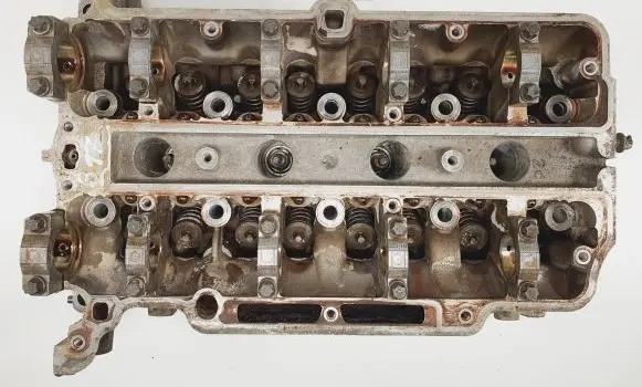 Opel Astra F Engine head 55562229