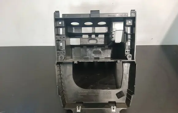 Volvo XC90 Radio/GPS head unit trim 03409622