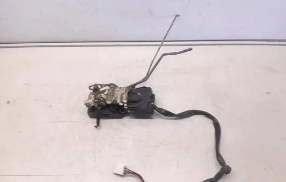 Mazda Premacy Front door lock