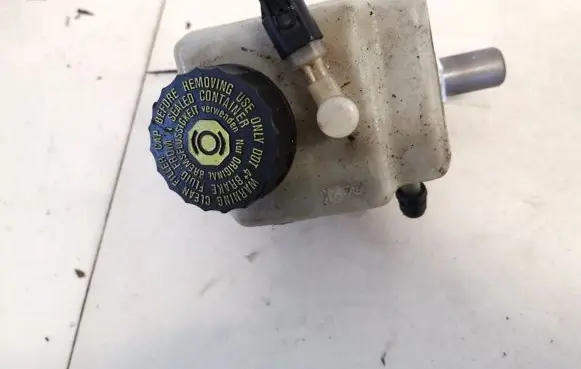 Mercedes-Benz A W168 Brake fluid reservoir a1684300302