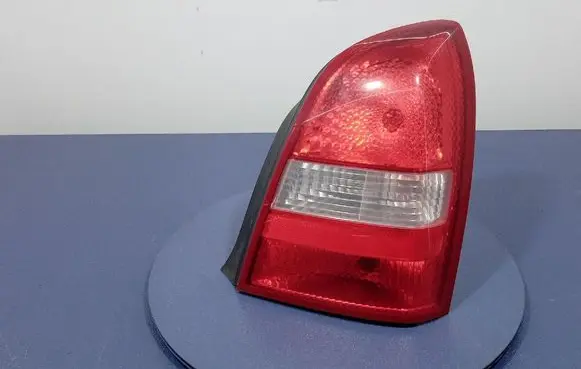 Nissan Primera Rear/tail lights 26550AU300