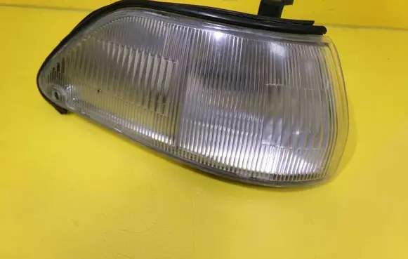 Toyota Carina T190 Front indicator light 082121579RB